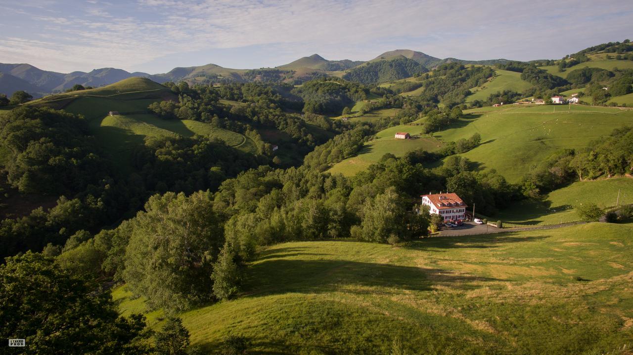 Logis Hotel St Sylvestre Aldudes Exterior photo